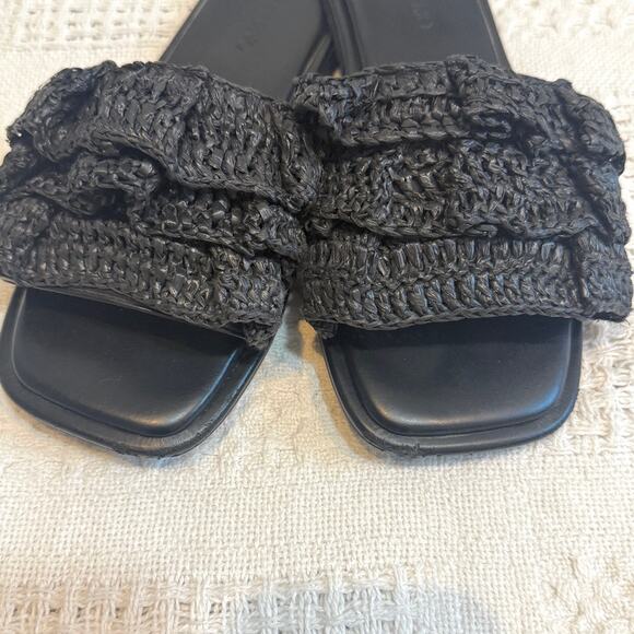 Farm Rio 7 ruffle layered crochet slide slip on sandal 2768 - Picture 4 of 8